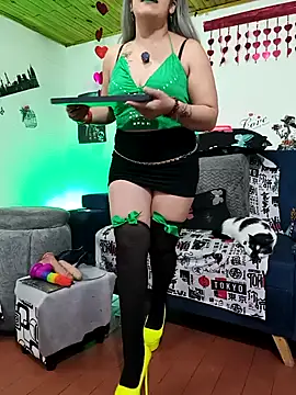 keila j online show from March 17, 10:51 am