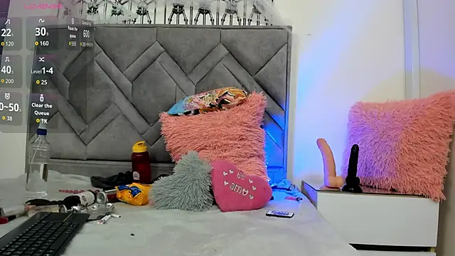 alicee 18 online show from September 26, 1:48 pm