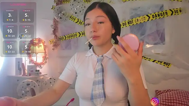 Snapshot of Eva_depp chatting on October 31, 3:57 pm Eva depp online show from October 31, 3:57 pm