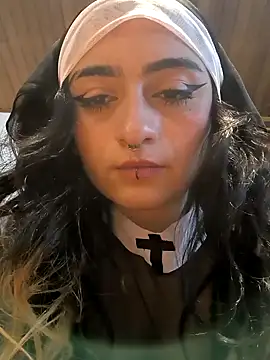 Lila Desiree online show from January 4, 3:18 am