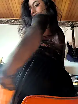 Lila Desiree online show from March 14, 5:24 pm