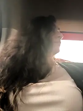 Lila Desiree online show from October 9, 9:35 pm