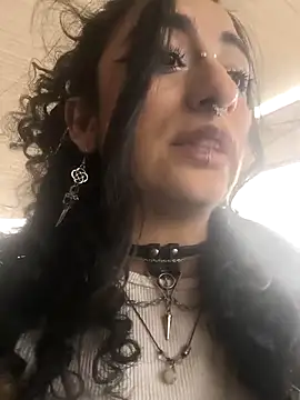 Lila Desiree online show from December 4, 8:39 pm