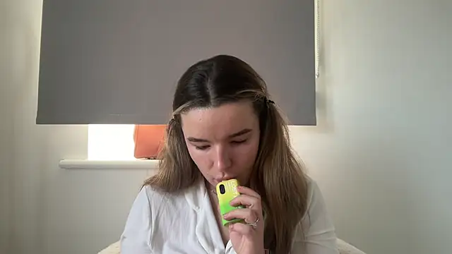 maisiesmithx online show from January 14, 12:55 pm