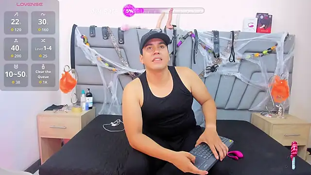 Vale n Matt online show from October 19, 3:40 am