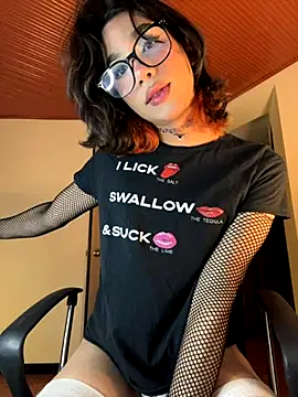 sue   0 online show from September 14, 5:17 am