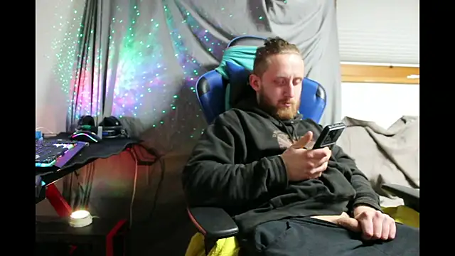 Snapshot of DrownMentallyyy chatting on January 7, 11:45 pm DrownMentallyyy online show from January 7, 11:45 pm