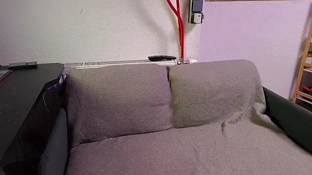 Snapshot of DrownMentallyyy chatting on February 19, 9:14 pm DrownMentallyyy online show from February 19, 9:14 pm