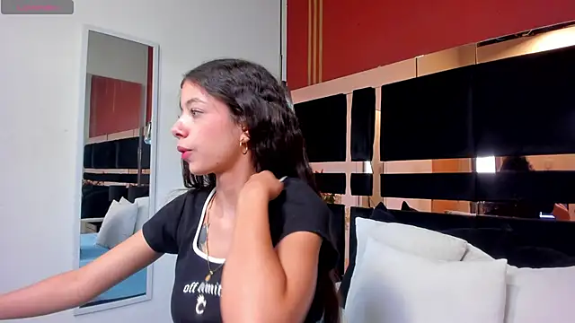 Snapshot of coraltaylor chatting on February 27, 5:04 pm coraltaylor online show from February 27, 5:04 pm