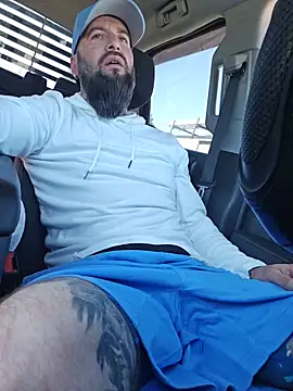 Beardedtattood online show from May 28, 1:52 pm