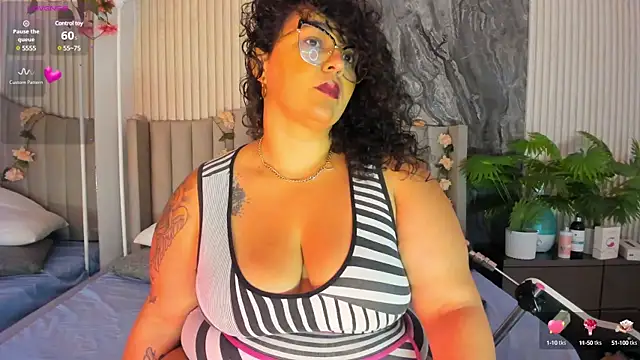 Reginavegaa online show from March 4, 12:01 pm