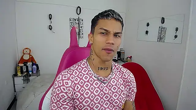 Leonard Price online show from November 22, 2:21 am