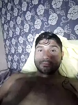 Snapshot of Diogo100 chatting on May 22, 8:53 am Diogo100 online show from May 22, 8:53 am