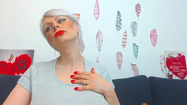 Snapshot of ForeverBarbie_ chatting on September 12, 11:26 pm ForeverBarbie  online show from September 12, 11:26 pm
