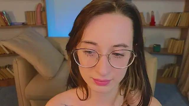 Snapshot of Dark_Lola_ chatting on March 8, 4:17 pm Dark Lola online show from March 8, 4:17 pm