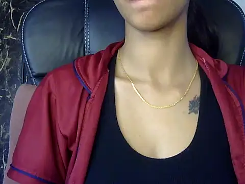 MAAYRA 09 online show from February 23, 2:25 pm