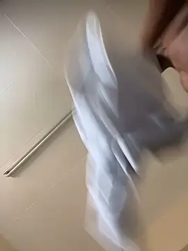 nymphonigh online show from September 29, 7:02 am