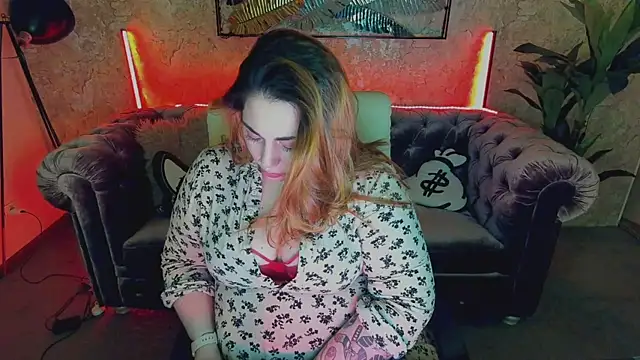 Kittywakee online show from March 16, 3:36 am