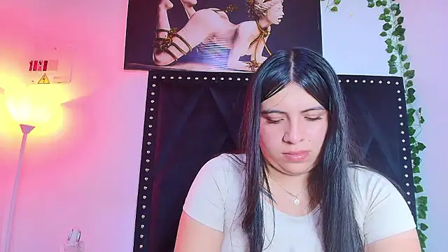 Naia x online show from January 17, 10:35 pm