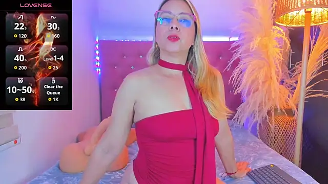 Snapshot of _sexybunny_ chatting on March 3, 6:52 am sexybunny online show from March 3, 6:52 am