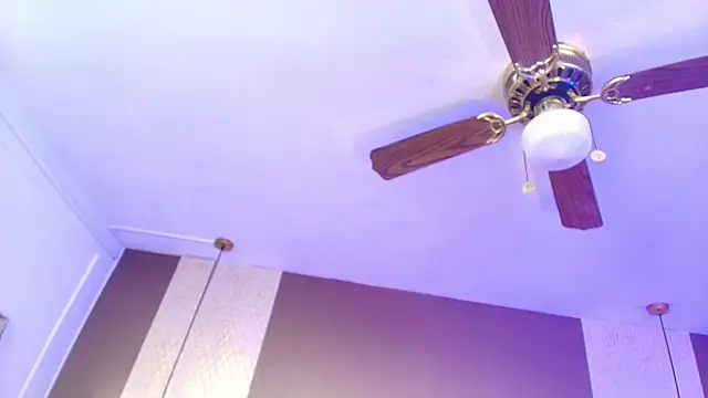 Snapshot of DannaDooll99 chatting on November 4, 11:53 am DannaDooll99 online show from November 4, 11:53 am