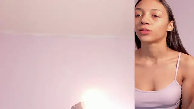 lupeebony online show from May 24, 7:30 pm