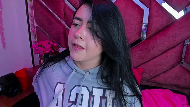 Victoria Rossy online show from September 23, 7:39 pm