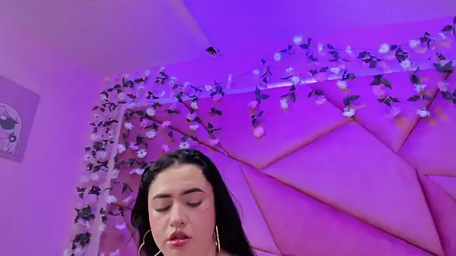 Victoria Rossy online show from October 29, 7:48 pm