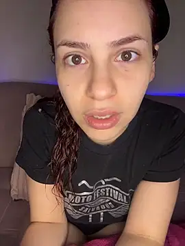 AgnesCampp online show from July 20, 2:37 am