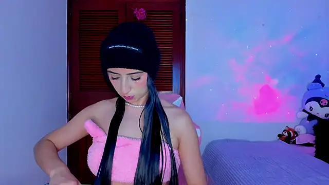 gabyye capprins online show from March 6, 10:15 pm