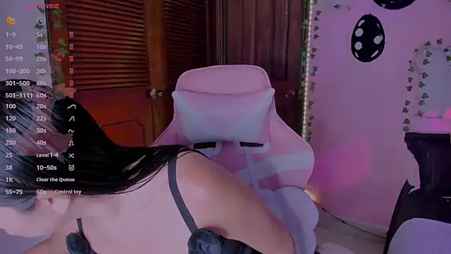 gabyye capprins online show from September 19, 9:15 pm