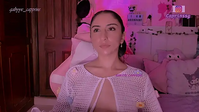 gabyye capprins online show from February 12, 12:16 am