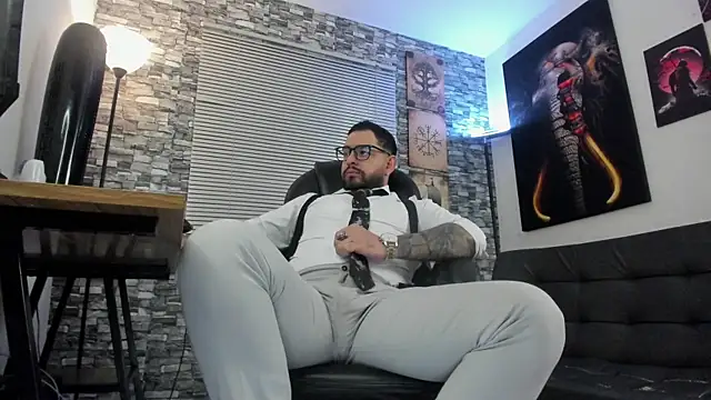 Ethan Castellano online show from May 23, 10:14 pm