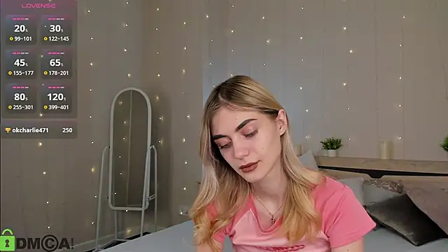 Snapshot of Cherry_Price chatting on September 22, 12:23 am Cherry Price online show from September 22, 12:23 am