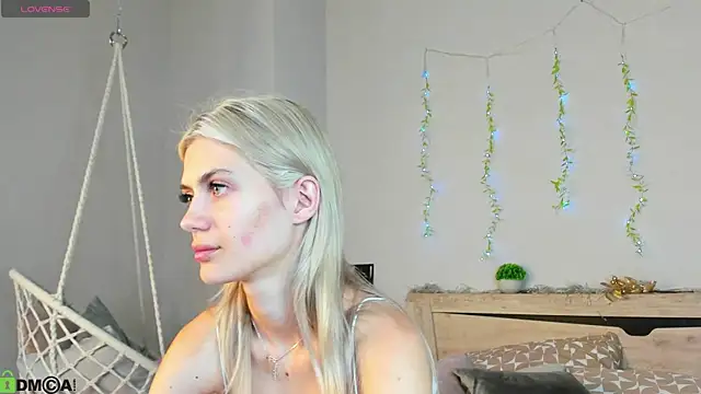 Cherry Price online show from July 26, 11:22 pm