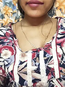 Snapshot of Sania-Love chatting on February 8, 7:49 pm Sania-Love online show from February 8, 7:49 pm