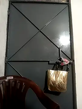 Snapshot of Sania-Love chatting on February 20, 7:23 am Sania-Love online show from February 20, 7:23 am
