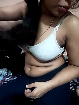 Snapshot of Sania-Love chatting on March 11, 9:56 am Sania-Love online show from March 11, 9:56 am