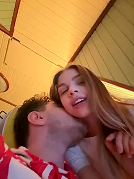 Snapshot of Alice1_secret chatting on October 5, 2:48 pm Alice1 secret online show from October 5, 2:48 pm