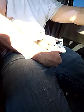 Spunwhiteboy1992 online show from February 11, 8:58 pm