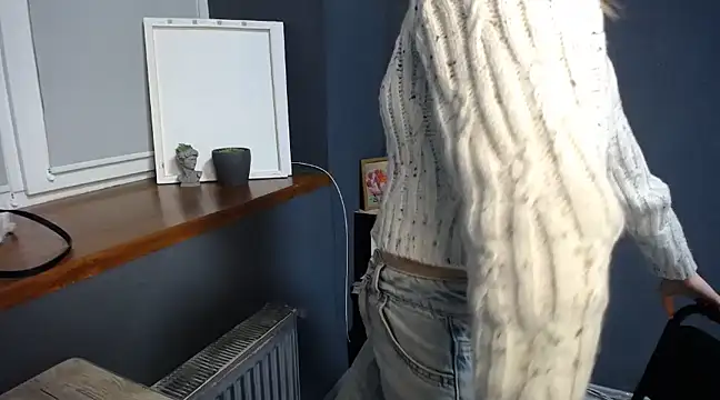 Snapshot of felicity_gold chatting on February 11, 11:10 am felicity gold online show from February 11, 11:10 am