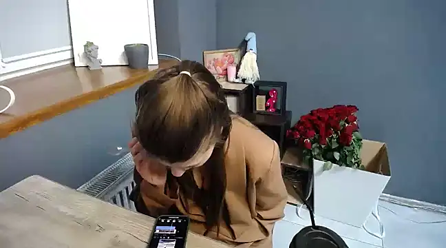 Snapshot of felicity_gold chatting on February 18, 7:32 am felicity gold online show from February 18, 7:32 am