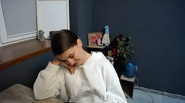 Snapshot of felicity_gold chatting on March 5, 10:22 am felicity gold online show from March 5, 10:22 am