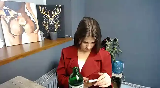 Snapshot of felicity_gold chatting on March 8, 8:00 am felicity gold online show from March 8, 8:00 am