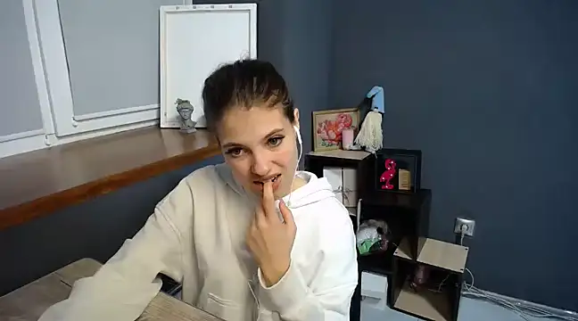 Snapshot of felicity_gold chatting on March 14, 10:39 am felicity gold online show from March 14, 10:39 am