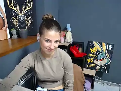 Snapshot of felicity_gold chatting on September 17, 6:26 am felicity gold online show from September 17, 6:26 am