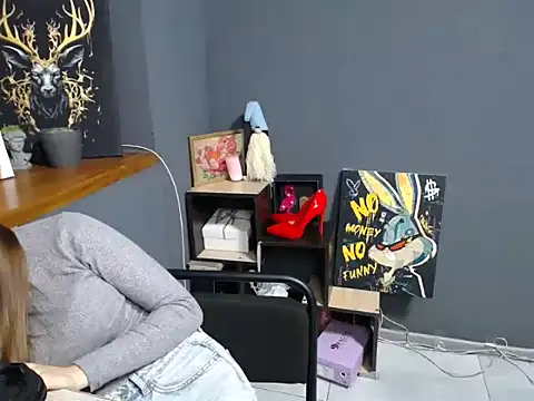 Snapshot of felicity_gold chatting on October 13, 6:13 am felicity gold online show from October 13, 6:13 am