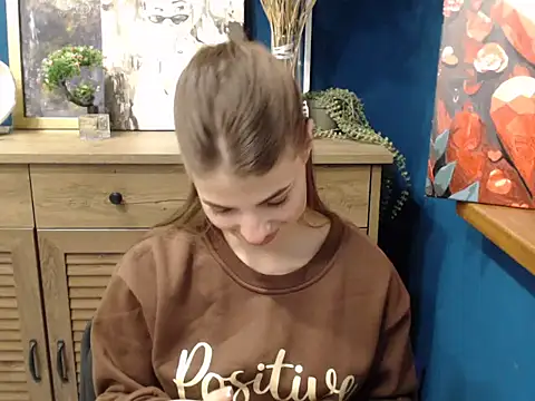 Snapshot of felicity_gold chatting on November 18, 7:24 am felicity gold online show from November 18, 7:24 am