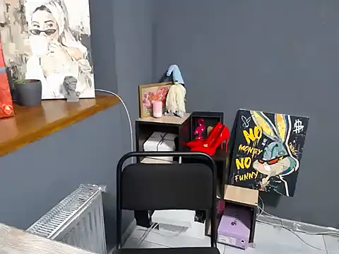 Snapshot of felicity_gold chatting on December 3, 7:16 am felicity gold online show from December 3, 7:16 am