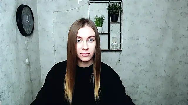 AlisaCatty  online show from December 3, 7:32 am